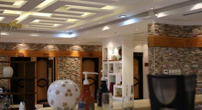 Avenue Tree Apartment - Photo4