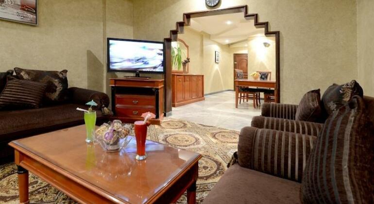 Boudl Al Faisaliah Suite - Photo2