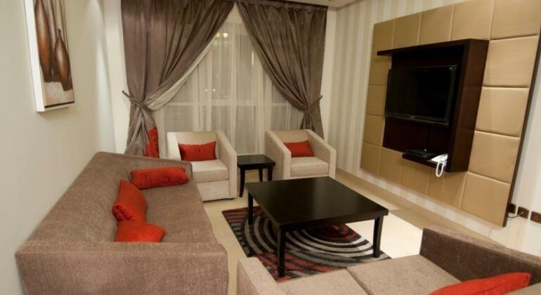 Dior Apartments - Photo4