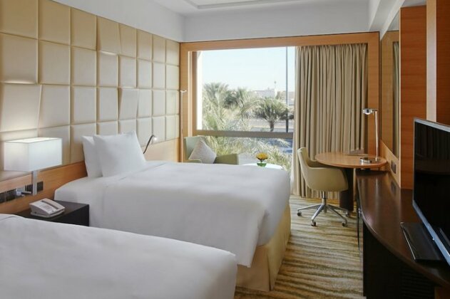 DoubleTree by Hilton Hotel Riyadh - Al Muroj Business Gate - Photo5