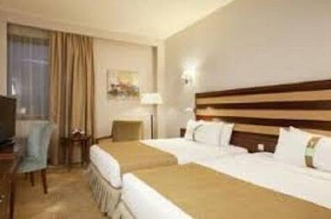 Holiday Inn Riyadh Al Qasr - Photo4
