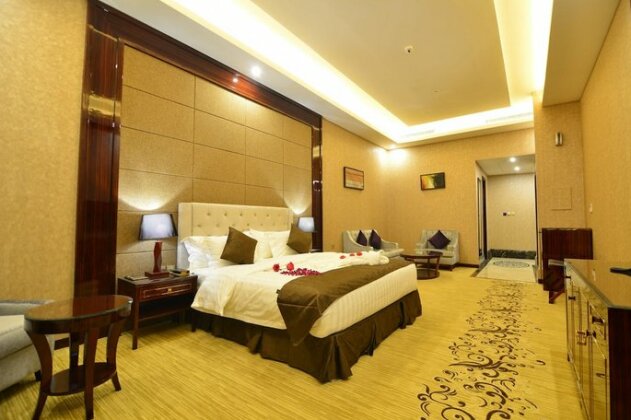 Holiday Khaleej Hotel - Photo2