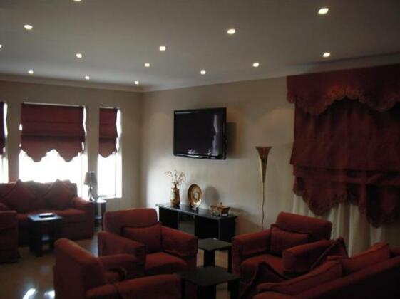 Lamas Furnished Units - Photo3