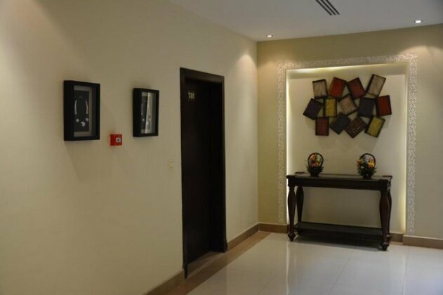 Myan Furnished Apartments - Photo5