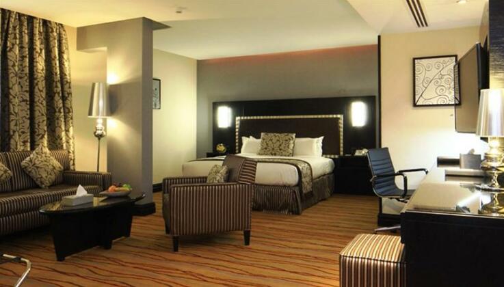 Petal Hotel - Photo3