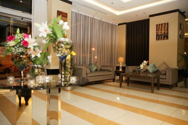 Plaza Business Hotel - Photo4
