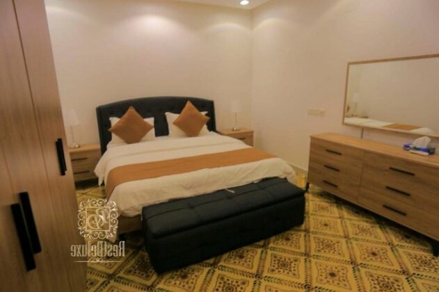 Rahat Taraf - Photo3