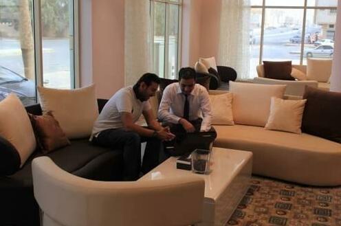 Rest Inn Granada - Photo2