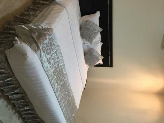 Riva Suites - Photo5