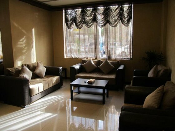 Roseline Hotel Suites - Photo4