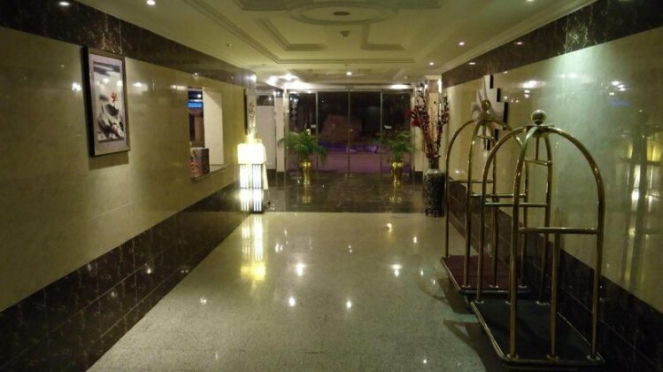 Royal Suite Furnished Apartments - Photo3