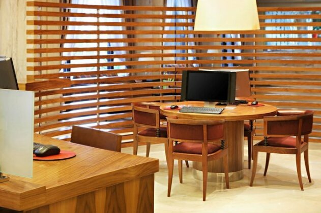 Sheraton Riyadh Hotel & Towers - Photo4
