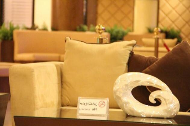 Towlan Hotel Suites 1 - Photo3