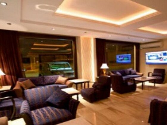 Vera Hotel Apartments - Photo2
