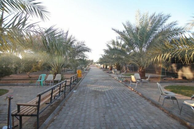 Alazizyh Aparthotel