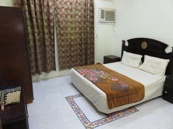 4rent Hotel Suites Moroj Al-Amir - Photo3
