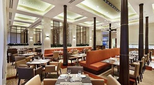Hilton Garden Inn Tabuk - Photo2