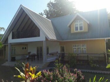 Gold Leaf self Catering Guest House