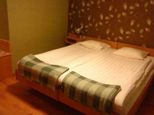 Big Moose Hotel - Photo2