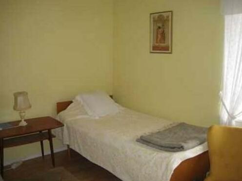 Ellos Bed and Breakfast - Photo4