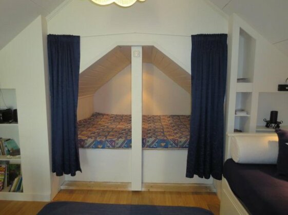 Appelgarden Family Room - Photo3