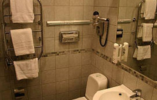 Hotel Bellevue Hjo - Photo5