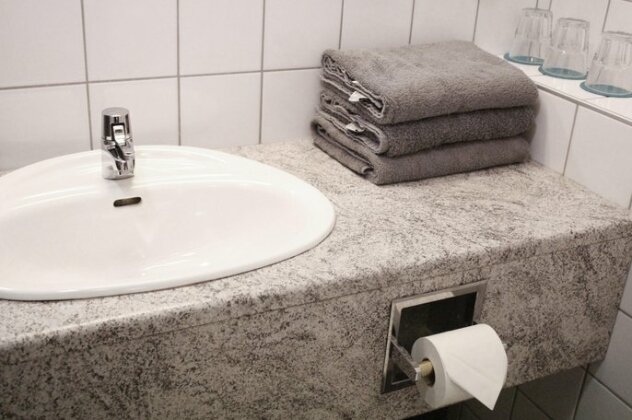 A6 Hotel and Hostel - Photo4