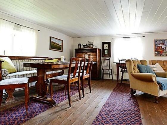 Three-Bedroom Holiday home in Jonkoping - Photo4