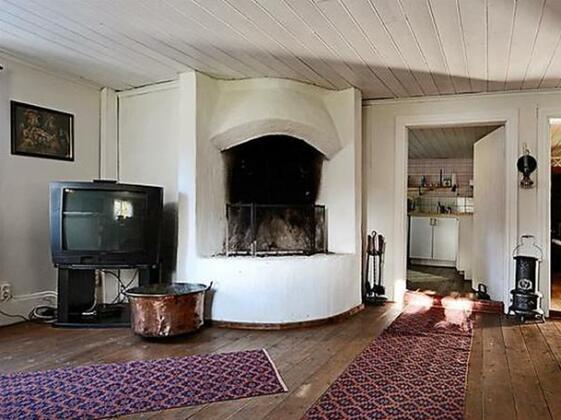 Three-Bedroom Holiday home in Jonkoping - Photo5