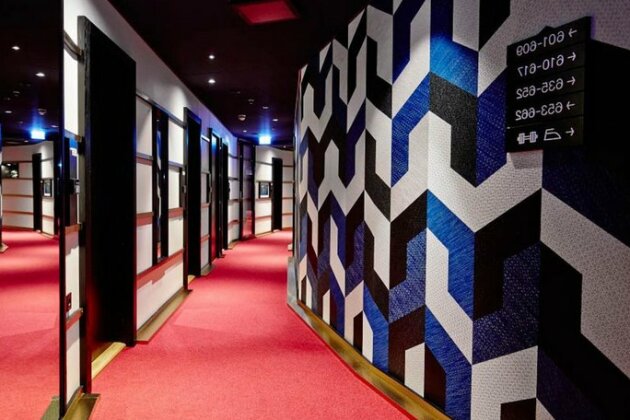 Vox Hotel - Photo2