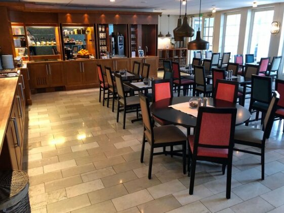 Best Western Plus Edward Hotel - Photo4