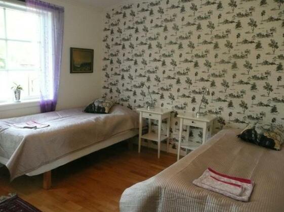 Kullens Bed and Breakfast - Photo3