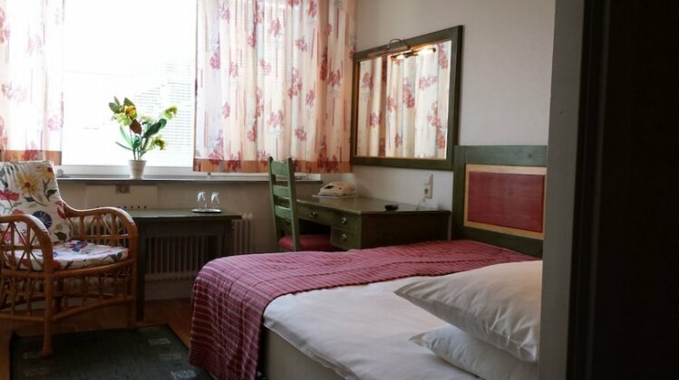 Hotel Bishops Arms Mora - Photo4
