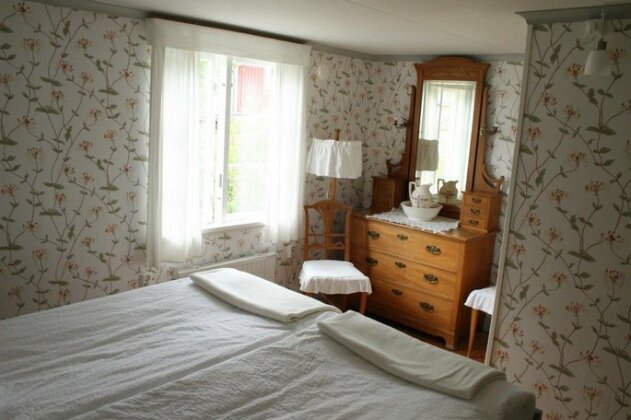 Uddens Bed & Breakfast - Photo5