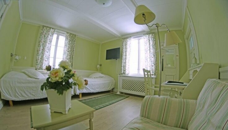 Lyckans Guesthouse - Photo2