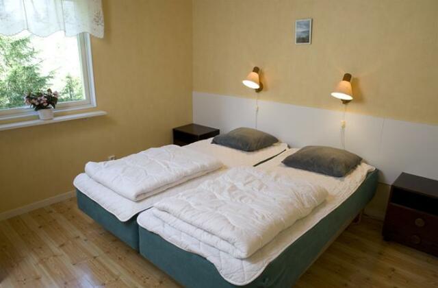  Photo 4