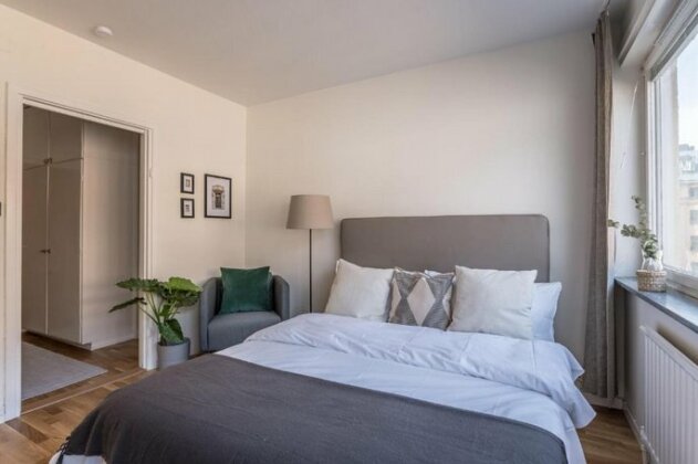 Cosy Studio 5 minute walk from the central station