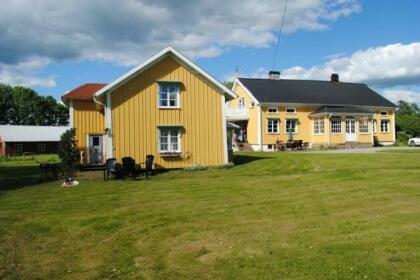 Hallstad Kronogard