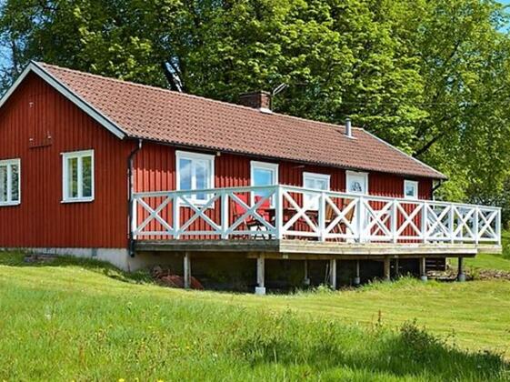 Two-Bedroom Holiday home in Tvarred - Photo2