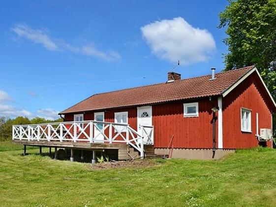 Two-Bedroom Holiday home in Tvarred - Photo3