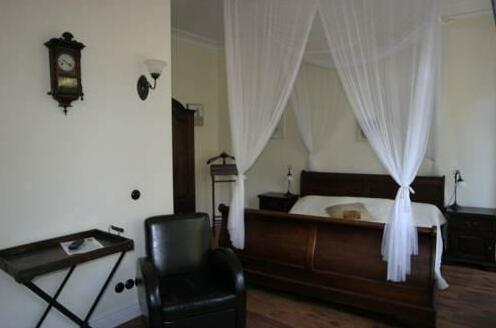 Okens Bed & Breakfast - Photo3