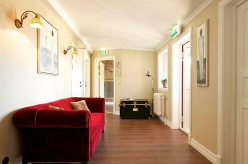 Okens Bed & Breakfast - Photo4