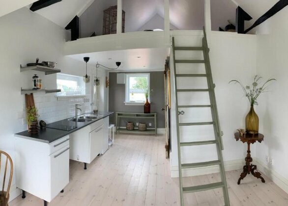 Station Bed and Kitchen Guesthouse - Photo2