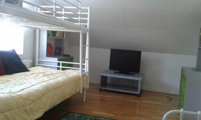 Linda Home - Photo3