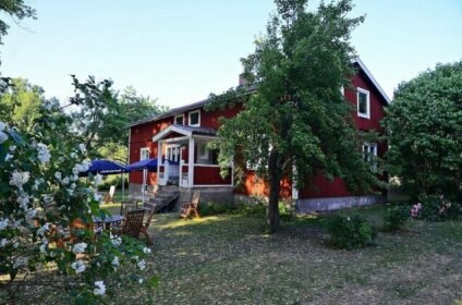 Aggaron Island Hostel & Cottages