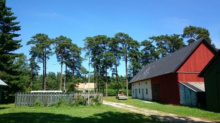 Photo 1