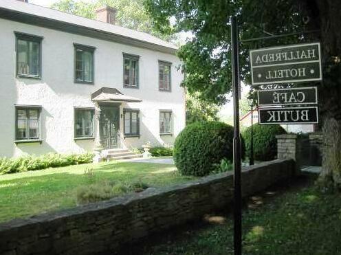 Hallfreda Hotell - Photo4