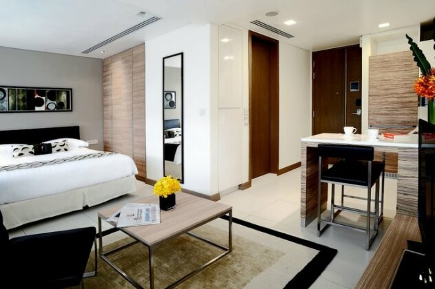 8 On Claymore Serviced Residences - By Royal Plaza On Scotts - Photo2