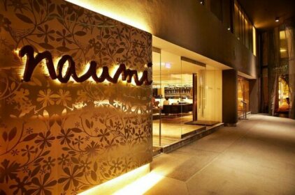 Naumi Hotel