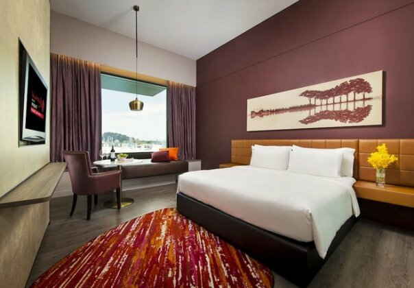 Resorts World Sentosa - Hard Rock Hotel - Photo2